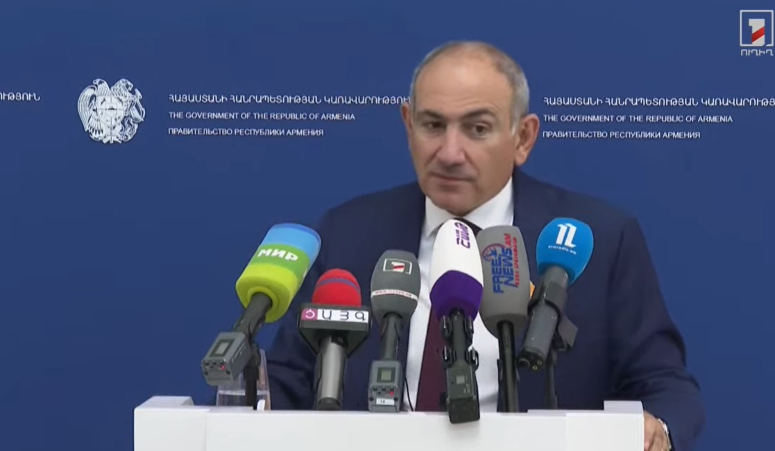 Դա մեր կյանքը հեշտացնո՞ւմ է, թե՞ բարդացնում է, սա էլ է մտածելու հարց. Փաշինյանը՝ անկլավ-էքսկլավների մասին