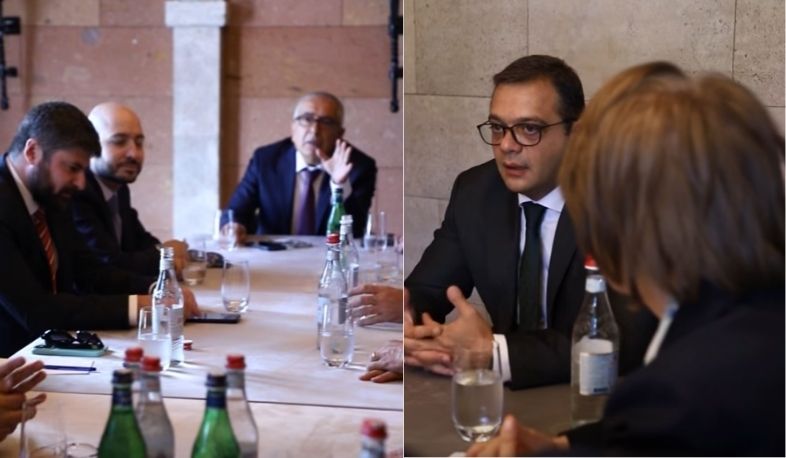 ԱԳ նախարարի տեղակալները դեսպանների հետ քննարկել են նոր իրողություններում աշխատանքի առաջնահերթությունները