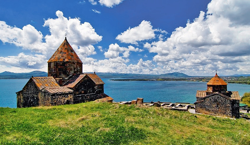 Այսօր Սևանա լճի օրն է