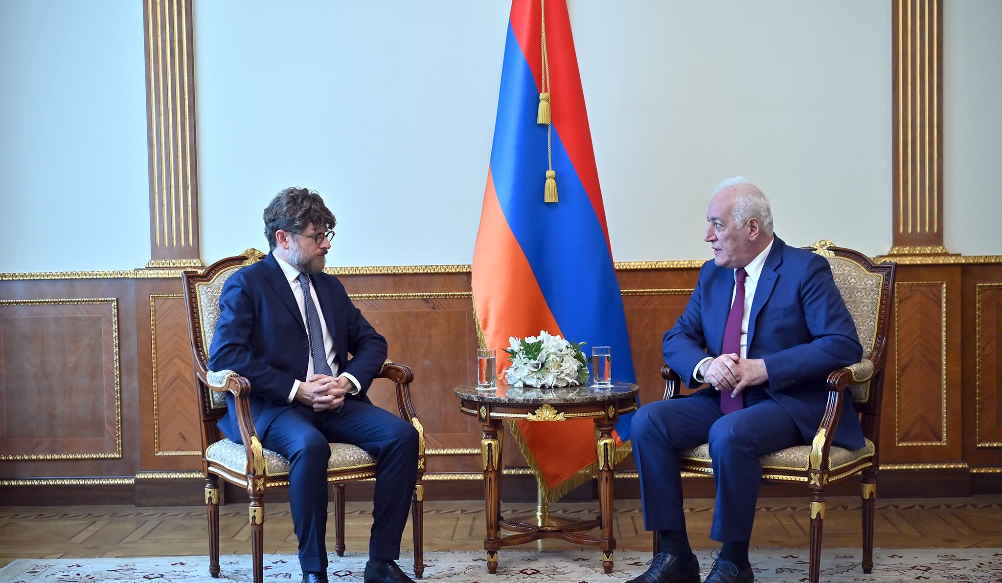 Այն, ինչ տեղի ունեցավ Պրահայից հետո և նախագահ Մակրոնի նախաձեռնությամբ, հայաստանյան նորագույն պատմության սկիզբն է. ՀՀ նախագահը՝ Ֆրանսիայի դեսպանին