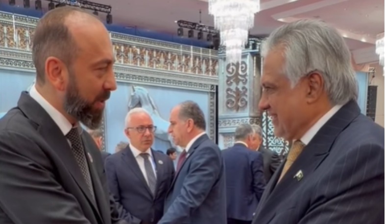 Արարատ Միրզոյանը շփումներ է ունեցել Պակիստանի ԱԳ նախարարի հետ