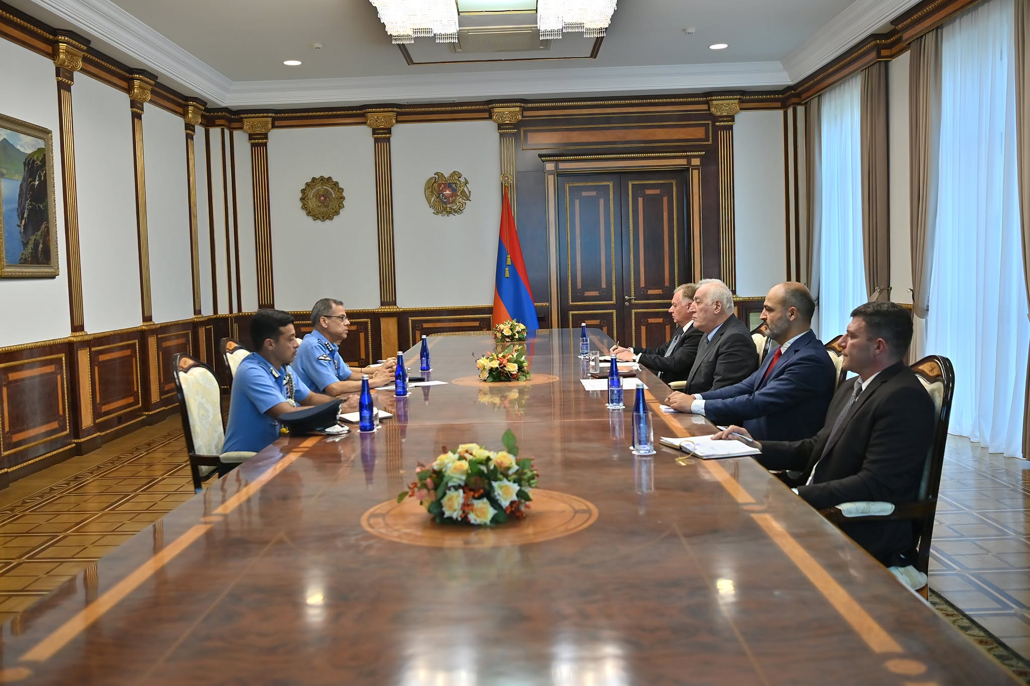 ՀՀ նախագահը և Հնդկաստանի Ազգային պաշտպանության քոլեջի ղեկավարը բարձր են գնահատել պաշտպանական ոլորտում երկու երկրի միջև ձևավորված արդյունավետ համագործակցությունը