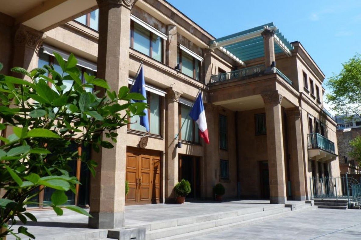 Արձանագրվել են սանիտարական կանոնների խախտումներ. Ֆրանսիայի դեսպանությունը՝ միջոցառման հյուրերի սննդային թունավորման պատճառների մասին