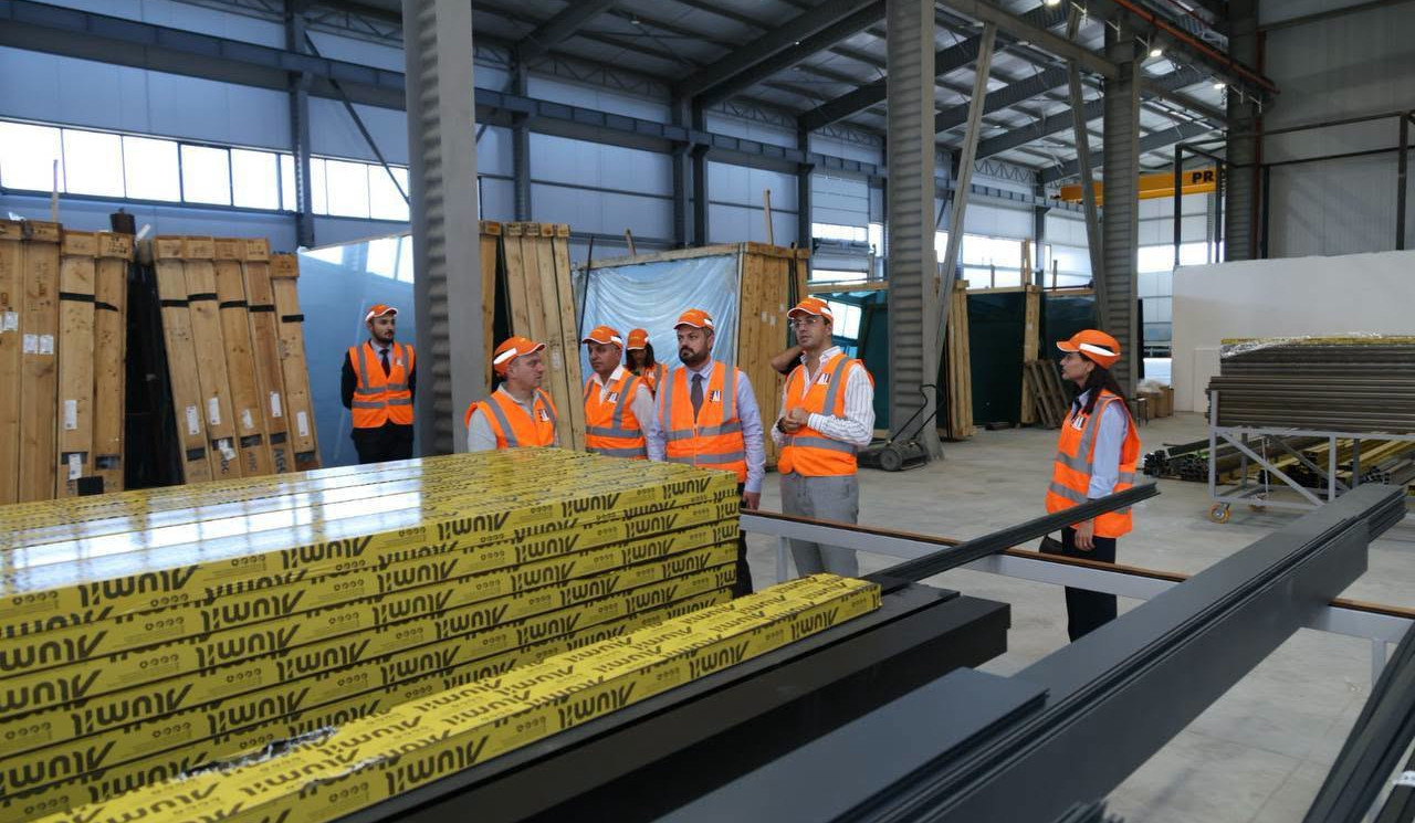 Ավելի քան 20 մլն ԱՄՆ դոլարի ներդրում, արտադրական նոր հզորություններ. նախարարն այցելել է նորաստեղծ գործարան