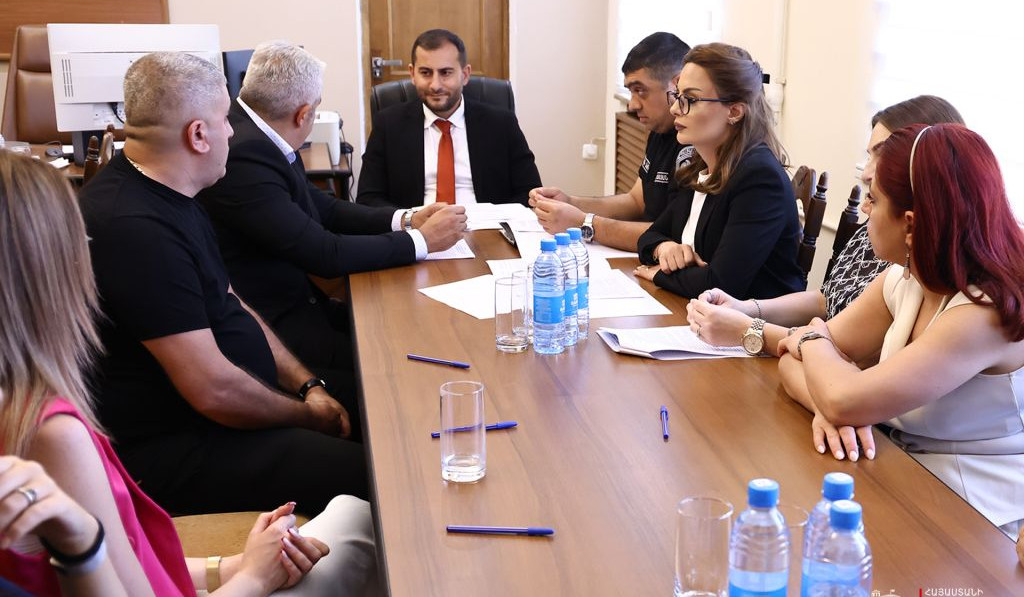 Որոշվել է երկու ծառայողի նկատմամբ կիրառել «Ծառայության դադարեցում» կարգապահական տույժը. ՆԳՆ