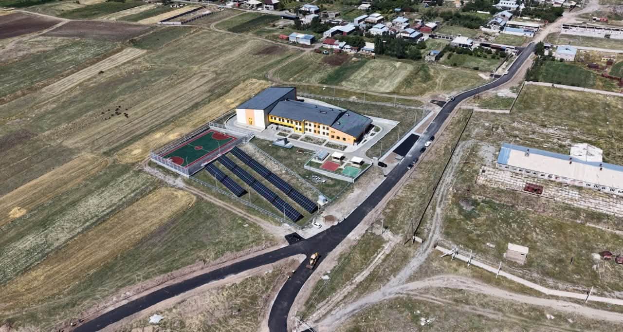Ավարտին են մոտենում Քեթիի նոր կրթահամալիրի հարակից 7-րդ փողոցի հիմնանորոգման աշխատանքները