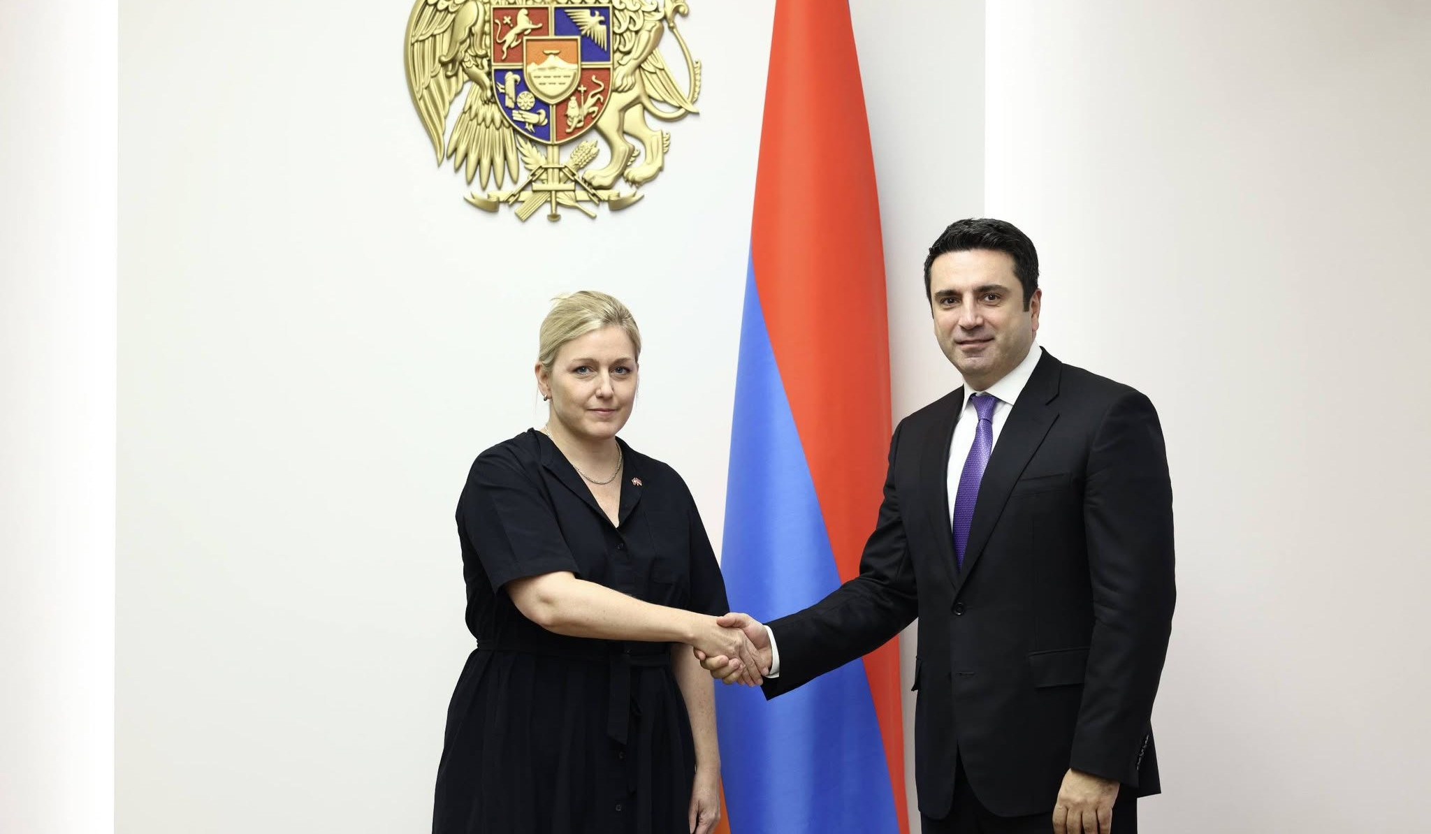 ԱԽ քարտուղարը և Շվեյցարիայի դեսպանը քննարկել են երկու երկրի միջև երկկողմ հարաբերությունների զարգացմանը վերաբերող հարցեր