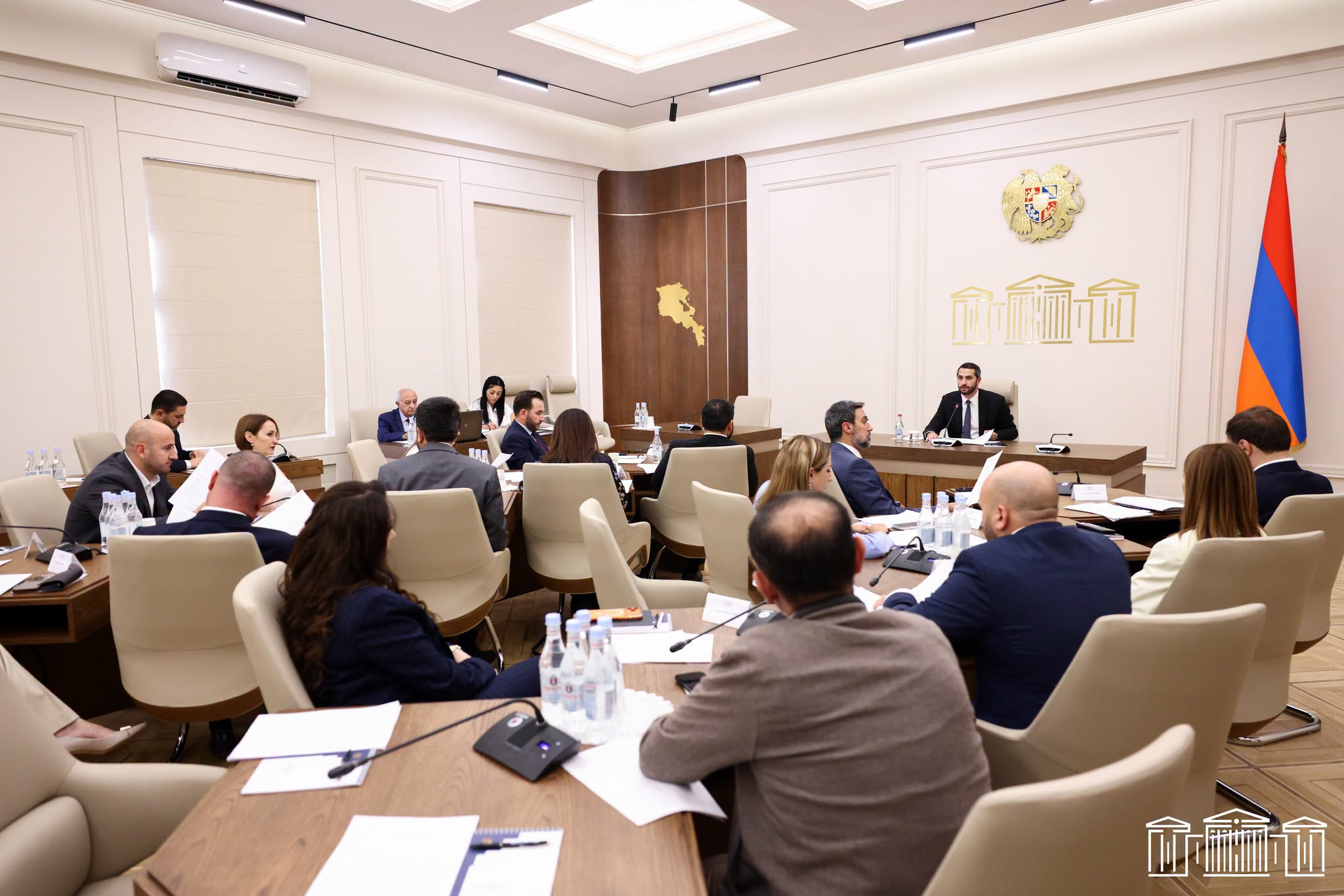 Սեպտեմբերի 14-ին գումարվող ԱԺ հերթական նիստերի օրակարգի նախագծում ընդգրկվել է 6 հարց