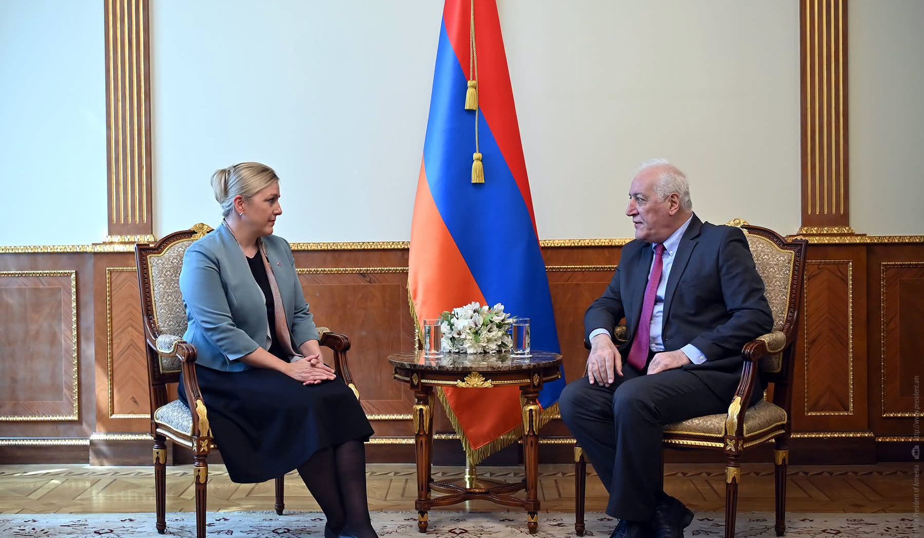 Վահագն Խաչատուրյանն ու Շվեյցարիայի դեսպանը քննարկել են երկկողմ համագործակցության օրակարգը