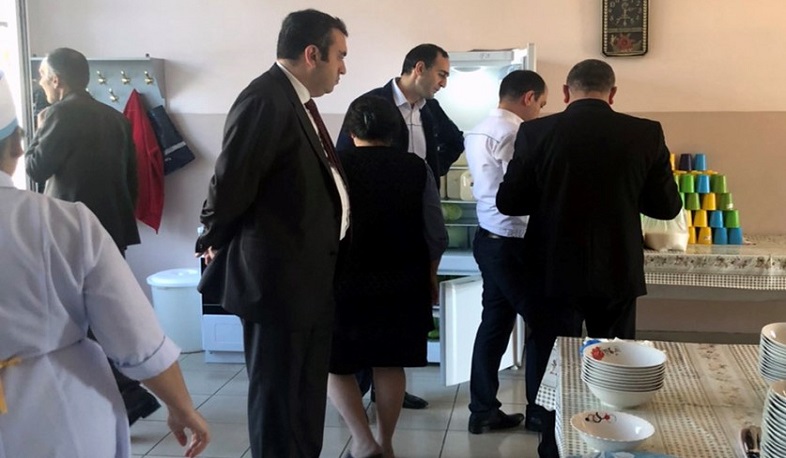 Արտաշատի դպրոցների ճաշարաններում հայտնաբերվել են խախտումներ