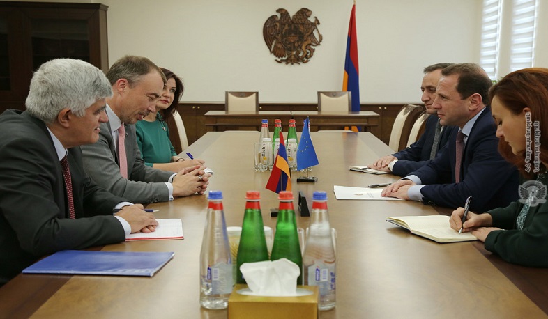 Տոնոյանը ԵՄ հատուկ ներկայացուցչի հետ քննարկել է տարածաշրջանային անվտանգության հարցեր