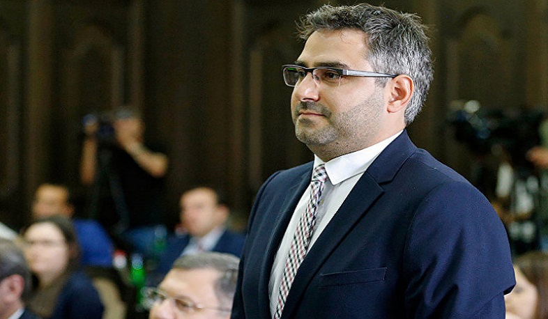 Սարհատ Պետրոսյանը հեռանում է կադաստրի կոմիտեի ղեկավարի պաշտոնից