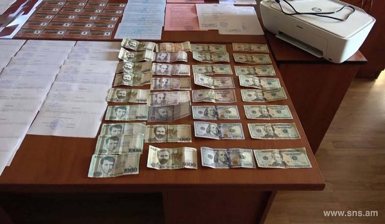 СНБ выявила случаи подделки и продажи официальных документов