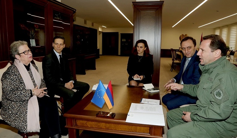 Դավիթ Տոնոյանը ՀՀ-ում ԵՄ գրասենյակի ղեկավարի հետ քննարկել է տարածաշրջանային անվտանգության հարցեր