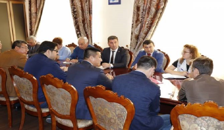 Գեղարքունիքի մարզպետն ընդունել է Չինաստանի մեքենաշինական ընկերության ներկայացուցիչներին