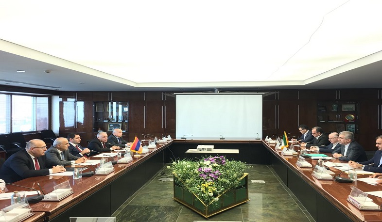 Սուրեն Պապիկյանն Իրանի էներգետիկայի նախարարի հետ քննարկել է մի շարք կարևոր հարցեր