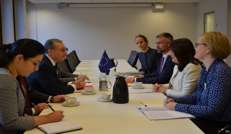 Զոհրաբ Մնացականյանը հանդիպել է Շվեդիայի ԱԳ նախարարի հետ