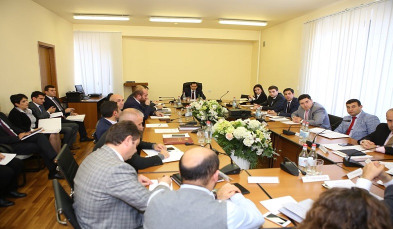 Սուրեն Պապիկյանը մարզպետների մասնակցությամբ խորհրդակցություն է անցկացրել