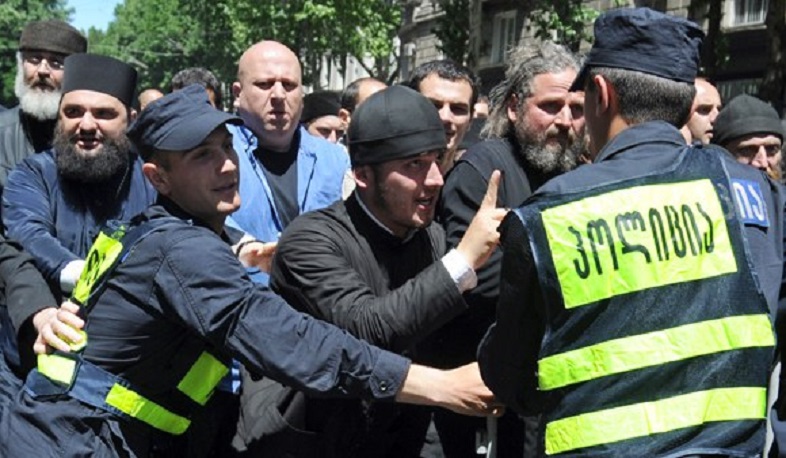 Վրաստանում 27 մարդ է ձերբակալվել միասեռականների մասին ֆիլմի դեմ ակցիայի ժամանակ