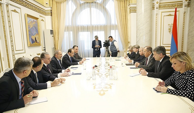 Ձեր այցը նոր ազդակ կհաղորդի մեր հարաբերություններին. Փաշինյանն ընդունել է Լավրովին
