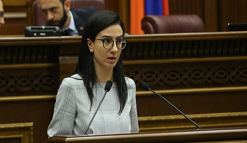 Արդարադատության նախարարի տեղակալ Աննա Վարդապետյանն ազատվել է պաշտոնից