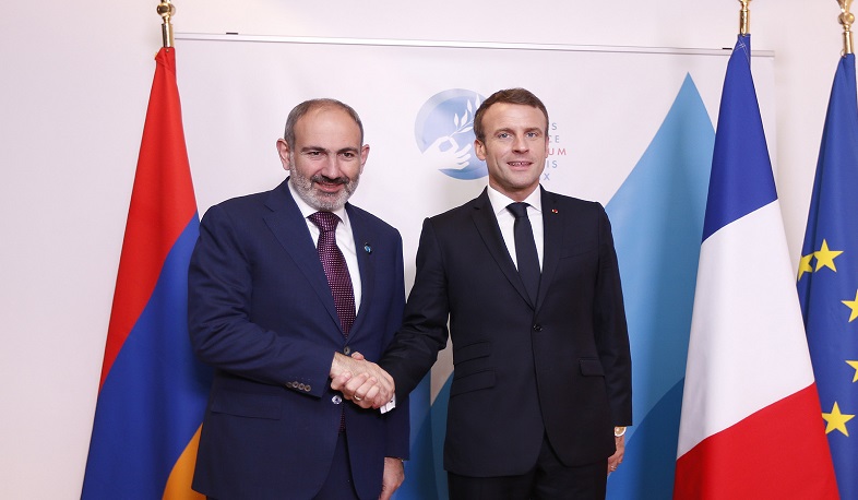 Փաշինյանն ու Մակրոնը խոսել են մուտքի արտոնագրերի ազատականացման մասին