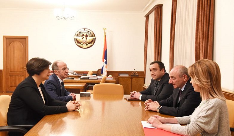 Արցախի նախագահն ընդունել է Հայաստանի hանրային հեռուստառադիոընկերության խորհրդի նախագահ Արա Շիրինյանին և գործադիր տնօրեն Մարգարիտա Գրիգորյանին