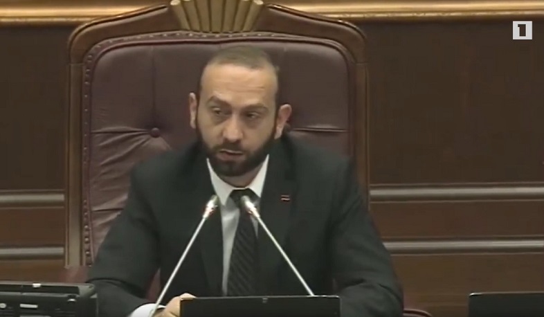 Ի՞նչ է արվում  արժեթղթերի շուկայի կայունության համար. Միրզոյանը՝ Էկոնոմիկայի նախարարին