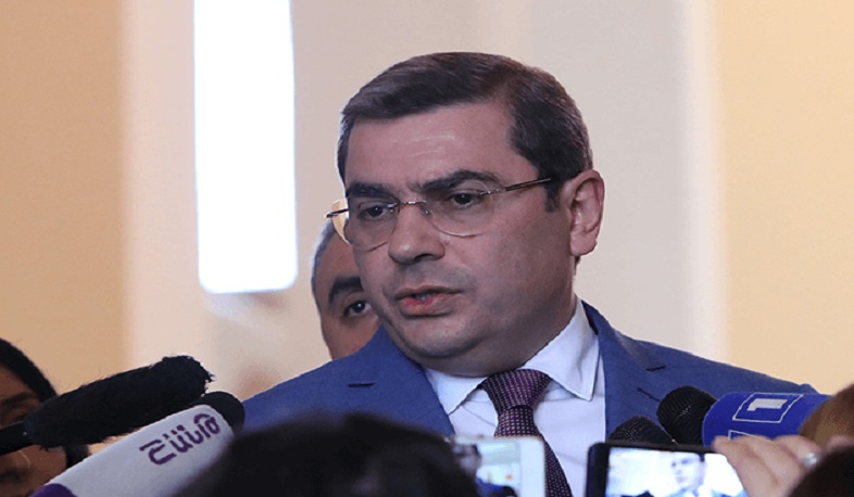 Այսօրվանից Գյումրիում կմաքսազերծվեն նաև տրեյլերով բերվող ավտոմեքենաները. ՊԵԿ նախագահ