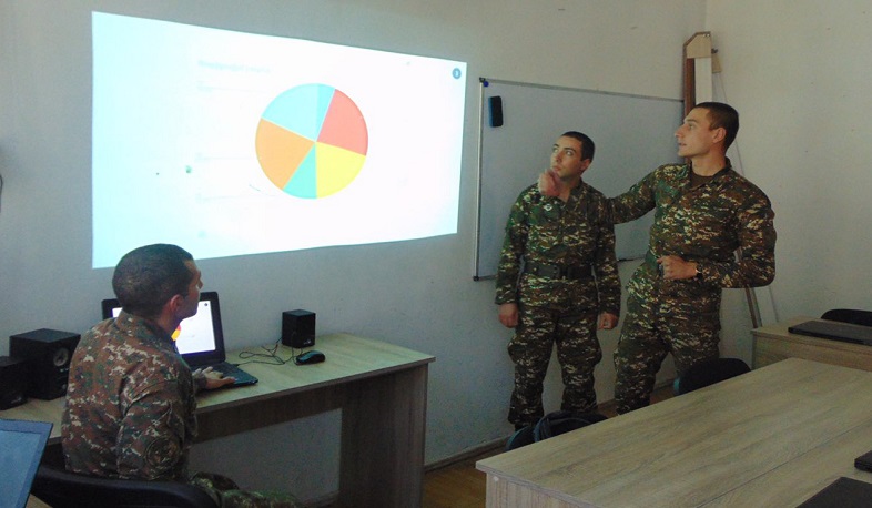 Զինվորը՝ որպես դասավանդող