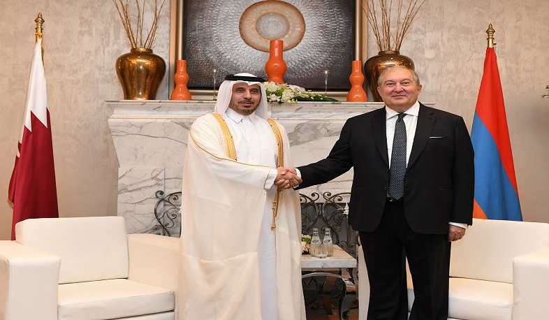 Նախագահ Արմեն Սարգսյանը հանդիպել է Կատարի վարչապետի հետ