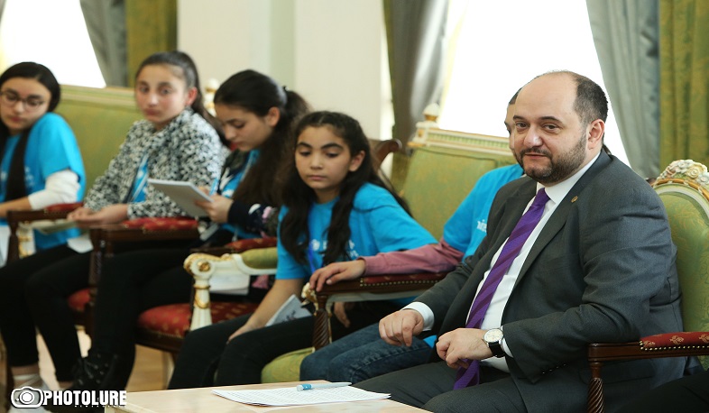 ՀՀ մարզերից 170 աշակերտ հյուրընկալվել է Բաղրամյան 26-ում