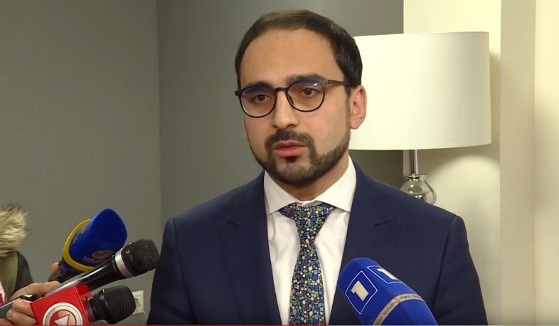 Սահմանադրական փոփոխությունները չպետք է կապել ՍԴ ճգնաժամի հետ. փոխվարչապետ