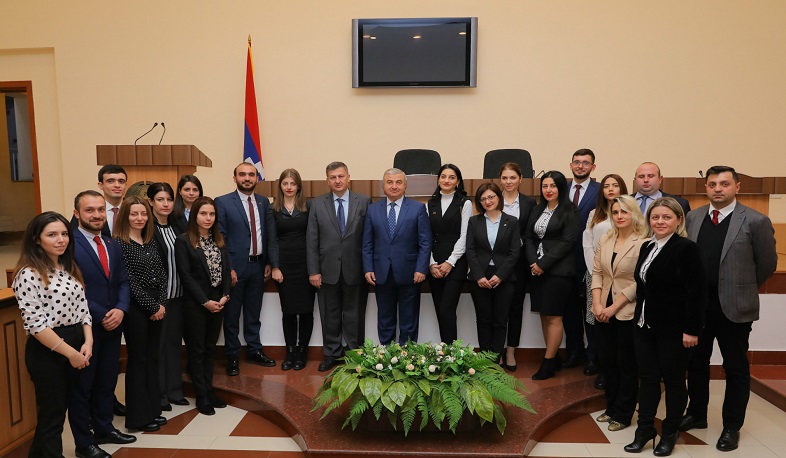 Արցախի խորհրդարանում հյուրընկալվել են ՀՀ կրտսեր դիվանագետները