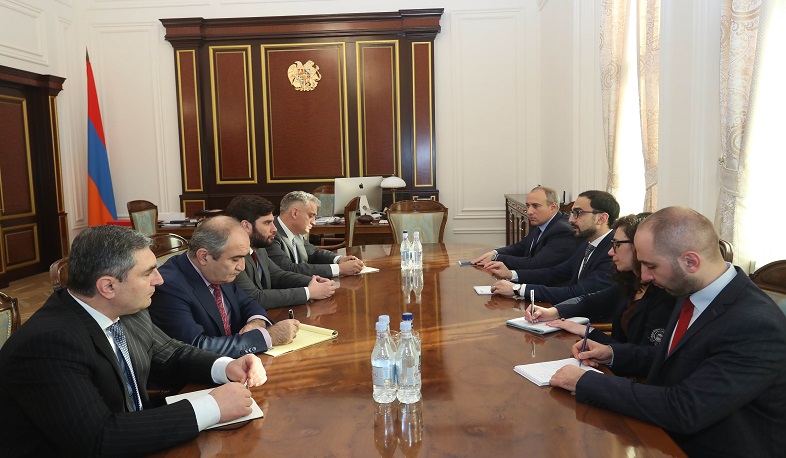 Տիգրան Ավինյանն ընդունել է «ՀայՓոստ Թրասթ Մենեջմենթ»-ի տնօրենին