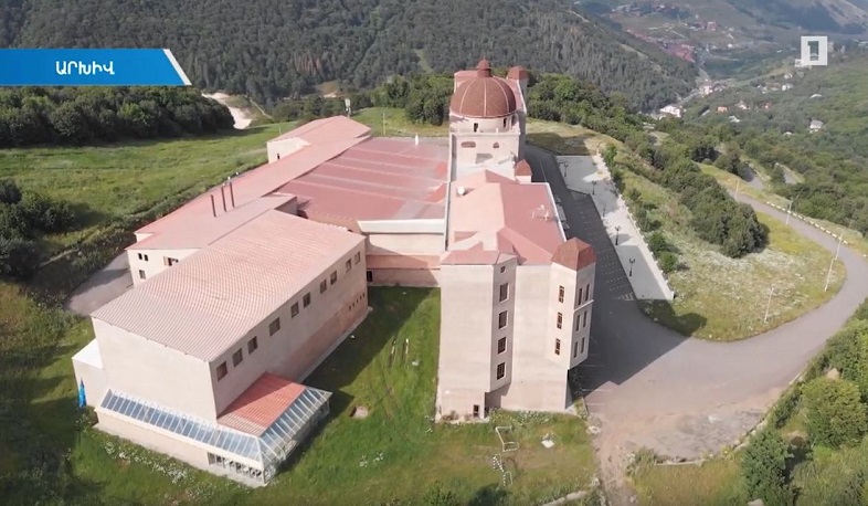 Ծաղկաձորի «Գոլդեն Փելես» հյուրանոցը դրվում է աճուրդի