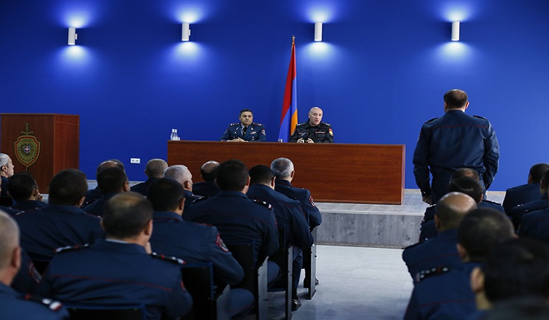 Աշխատանքային խորհրդակցություն ճանապարհային ոստիկանությունում