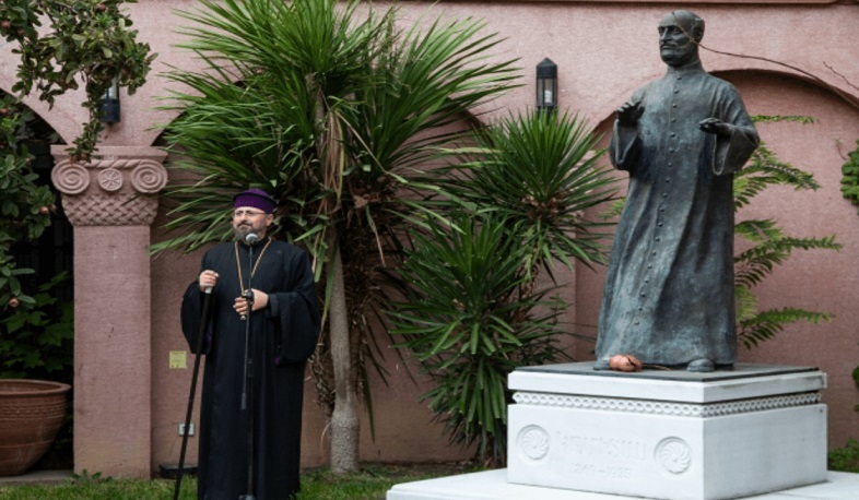 Komitas monument opens in Armenian Patriarchate of Constantinople