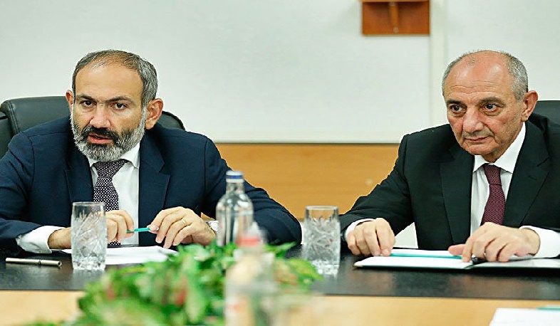 Նիկոլ Փաշինյանը և Բակո Սահակյանը հանդիպել են Արցախի նախագահական ընտրություններին իրենց թեկնածությունն առաջադրող գործիչների հետ