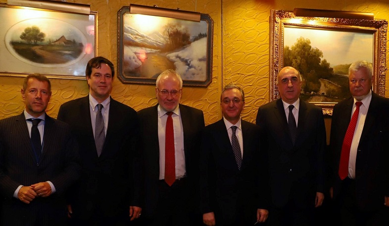 Armenian and Azerbaijani Foreign Ministers to meet on December 4