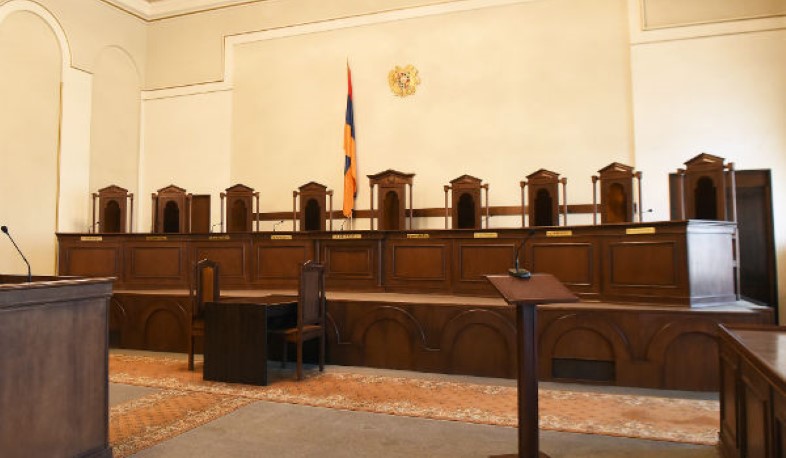 ՍԴ դատավորներից ձերբազատվելու խնդիր կառավարությունը չի դնում. Բադասյան