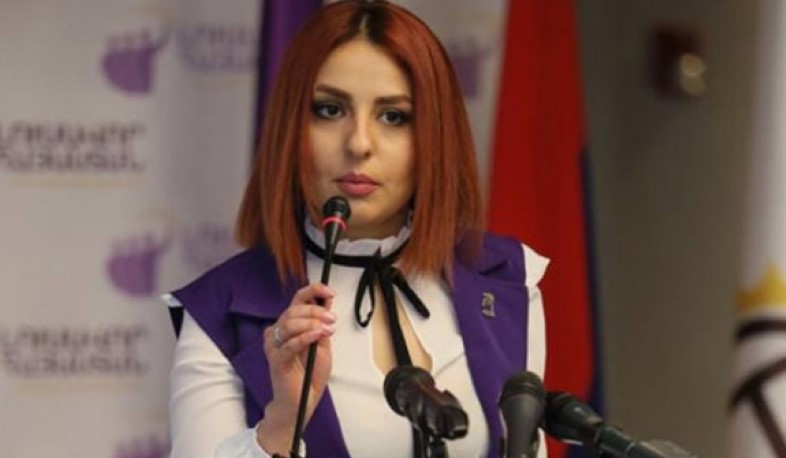 Ավագանու ինստիտուտն իջել է Մարիանյան իջվածքի մակարդակ. Անի Սամսոնյան