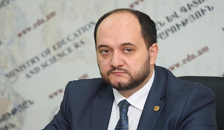 ԿԳՄՍ նախարարն անդրադարձել է իր տեղակալի ձերբակալությանը