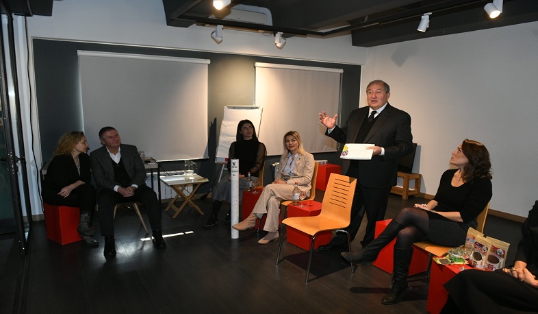 Հավատում եմ, որ հնարավորությունները մեր երկրում մեծ են. նախագահն այցելել է «ԼՕՖԹ» կենտրոն