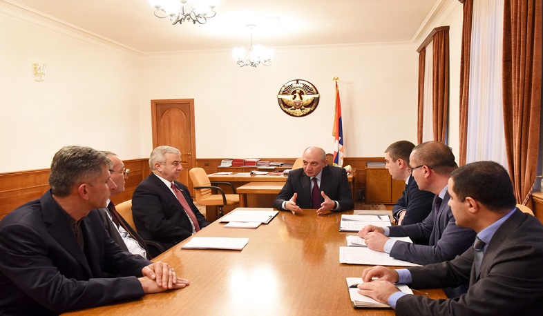 Բակո Սահակյանը հանդիպել է Արցախի երեք կուսակցությունների ներկայացուցիչների հետ