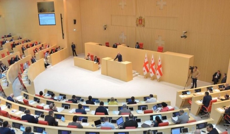 Վրաստանում շարունակվում են ներքաղաքական հակասությունները