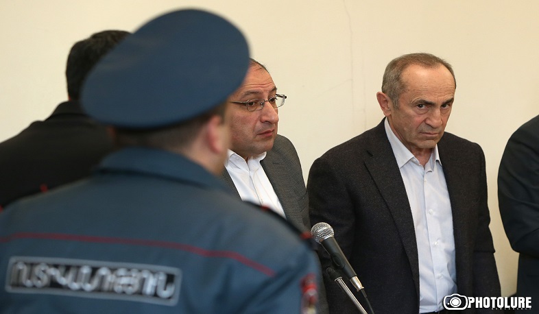Robert Kocharyan stays in Izmirlyan Medical Center