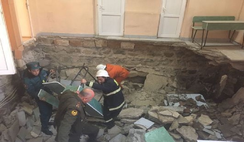 Աջափնյակի զինկոմիսարիատում փլուզում է տեղի ունեցել. կա 11 տուժած