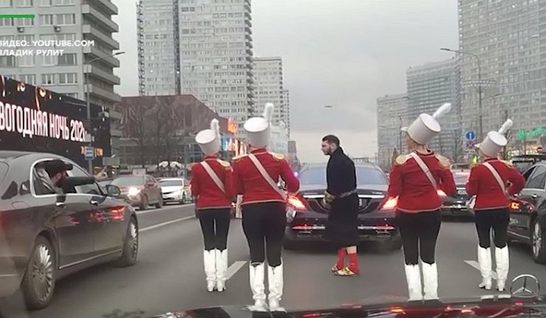 Հայ ռեփերը «կանգնեցրել» է Մոսկվայի երթևեկը