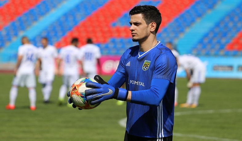 Ադրբեջանցի դարպասապահը հայ մարզչի պատճառով հայտնվել է հայրենակիցների թիրախում